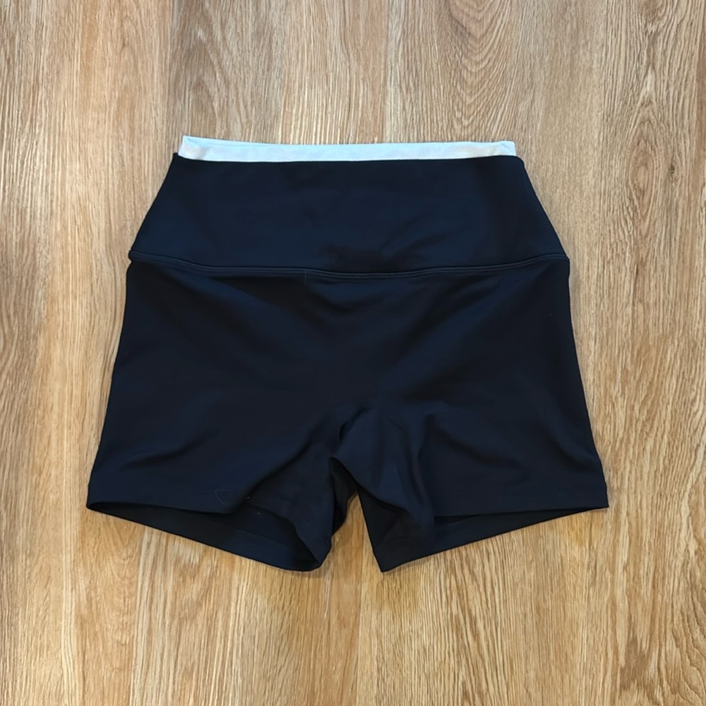 SET Active Black High-Waisted Shorts